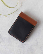 Load image into Gallery viewer, Cardholder, 4 Slots, Black and Tan, Closed view
