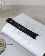 Charger l&#39;image dans la galerie, Leather Bookmark, Black
