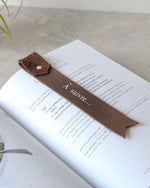 Charger l&#39;image dans la galerie, Leather Bookmark, Brown
