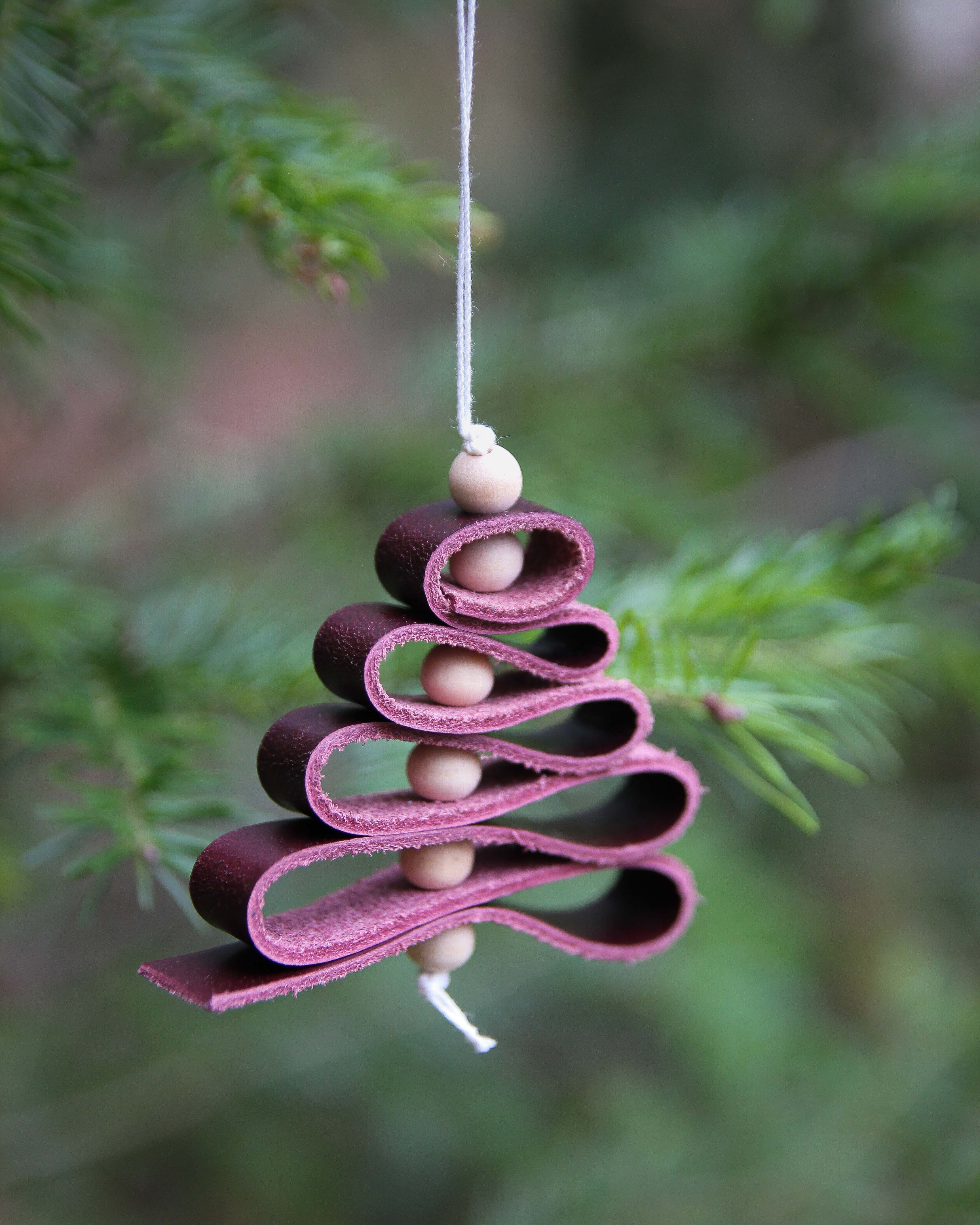 Leather Christmas Decoration, Purple, Wood beads
