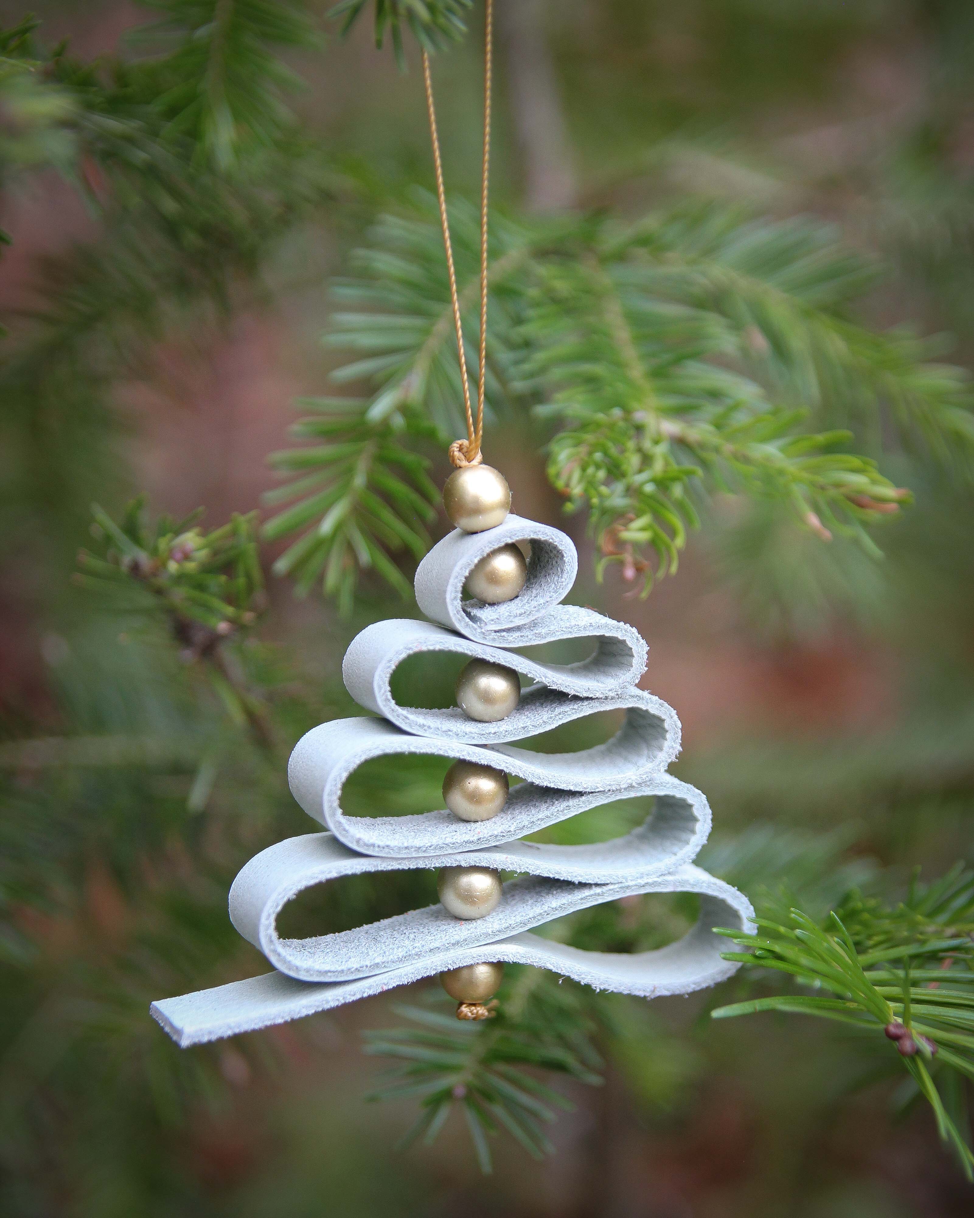 Leather Christmas Decoration, White, Gold beads