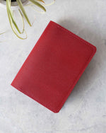 Charger l'image dans la galerie, Leather Passport Cover, Red and Black, Closed view

