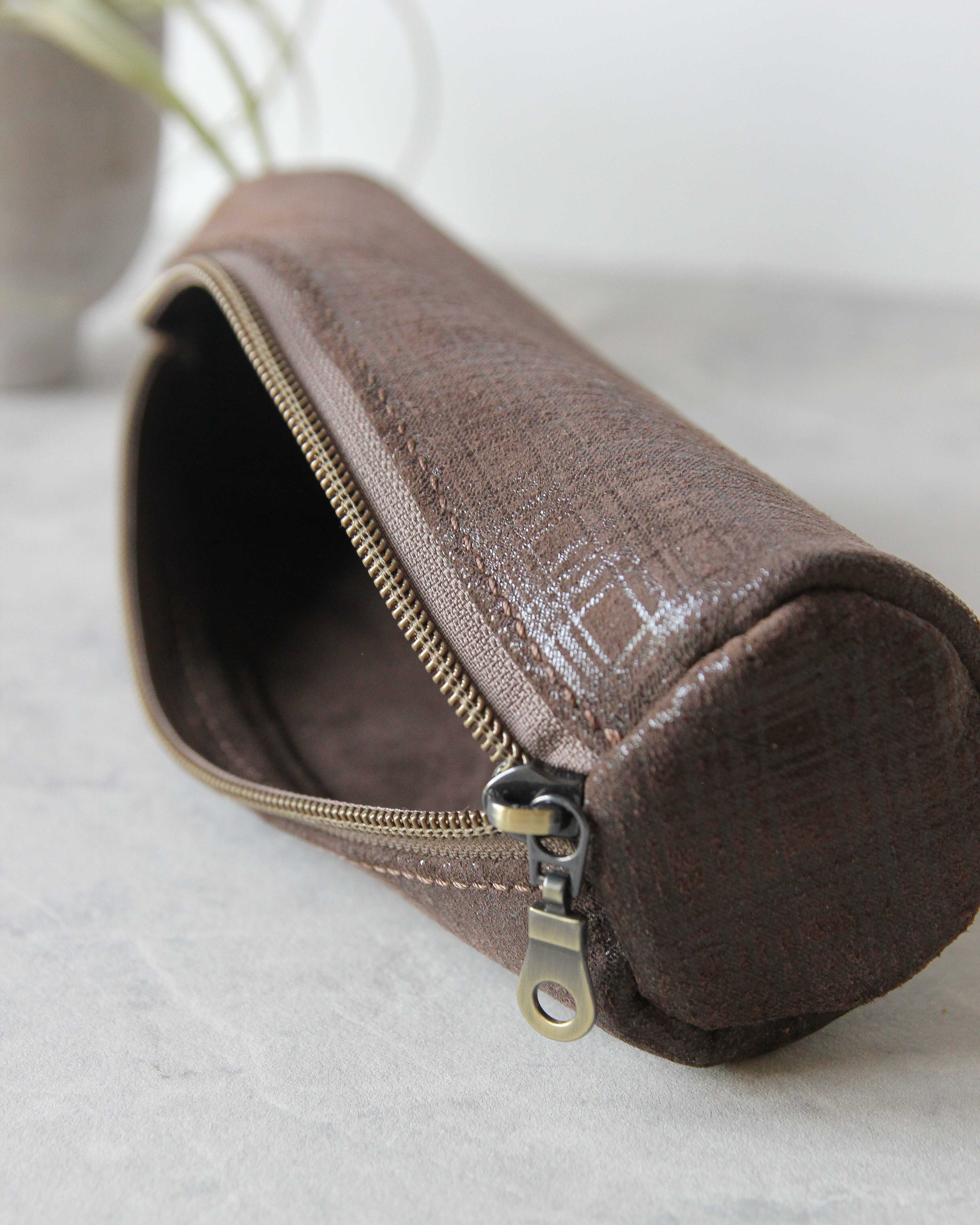 Leather Pencil Case, Zipper, Plaid Brown, Front View