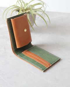 Leather Wallet, Beige and Green, 5 slots, Integrated Coin Pouch, Open view