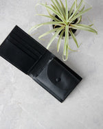 Charger l&#39;image dans la galerie, Leather Wallet, Black, 5 slots, Integrated Coin Pouch ,Top view

