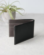 Charger l&#39;image dans la galerie, Leather Wallet ,Black and gray, 4 slots, Front view
