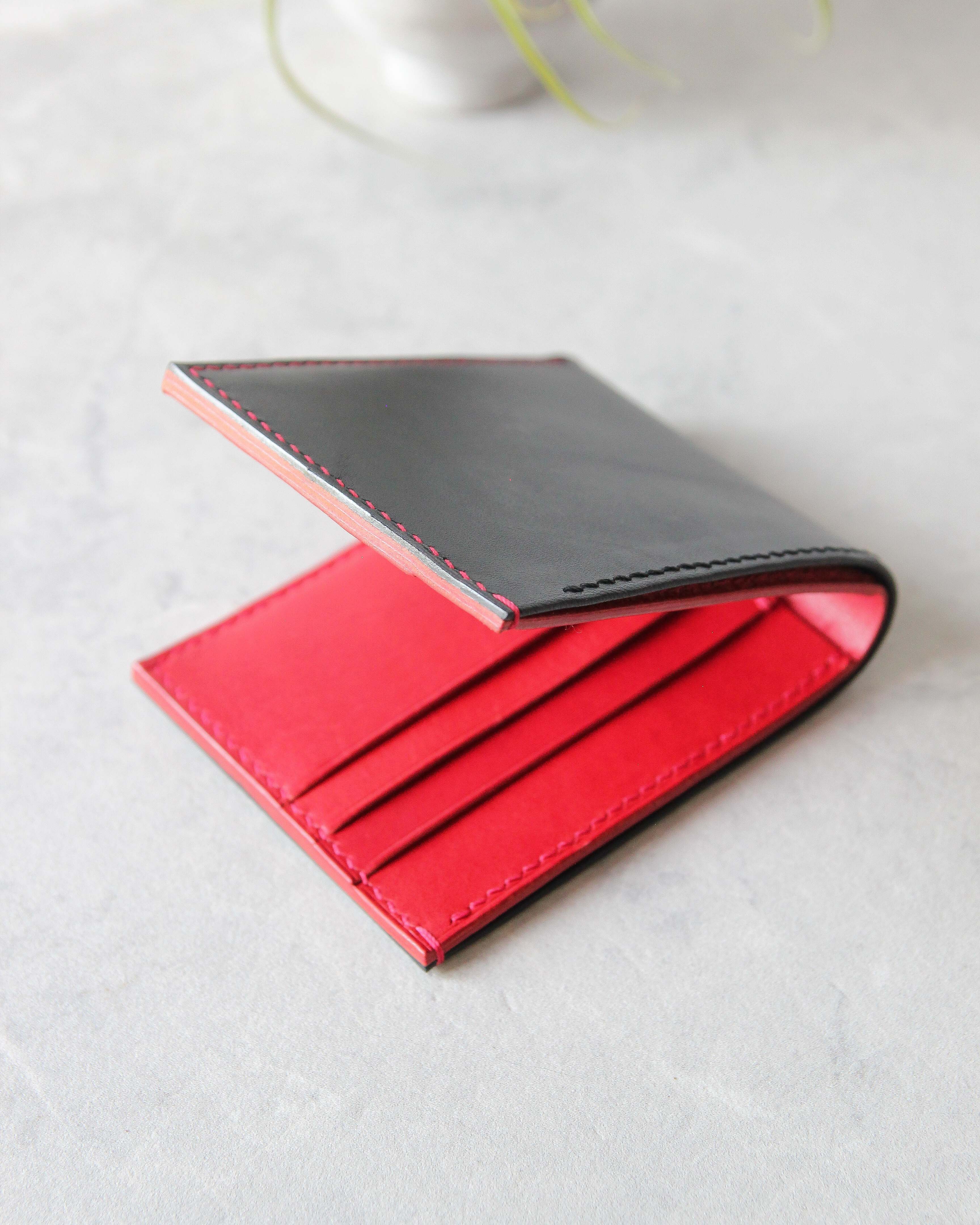 Leather Wallet, Black and red, 8 slots, Closed view