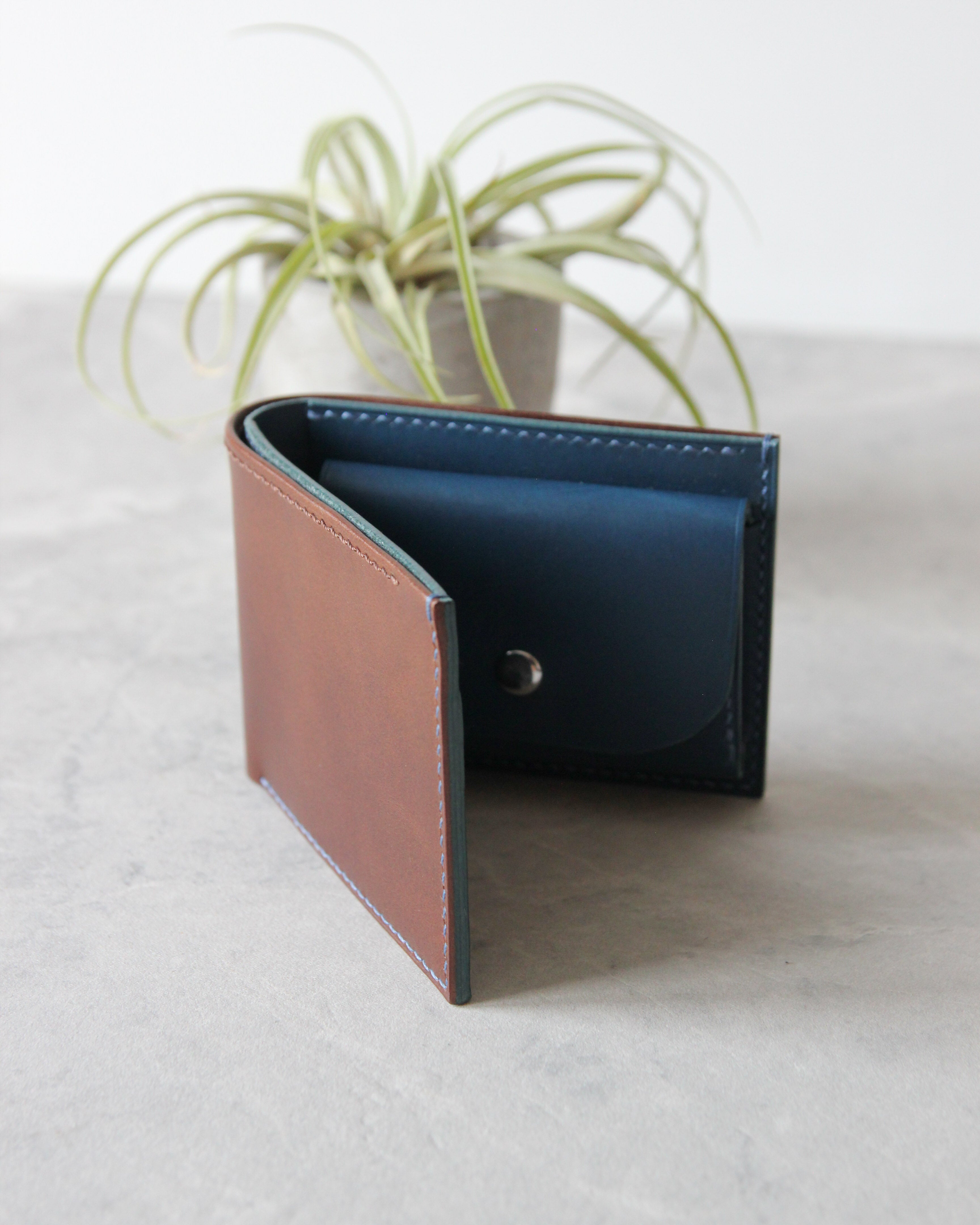 Leather Wallet, Brown and Blue, 5 slots, Integrated Coin Pouch, Front view