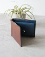 Charger l&#39;image dans la galerie, Leather Wallet, Brown and Blue, 5 slots, Integrated Coin Pouch, Front view
