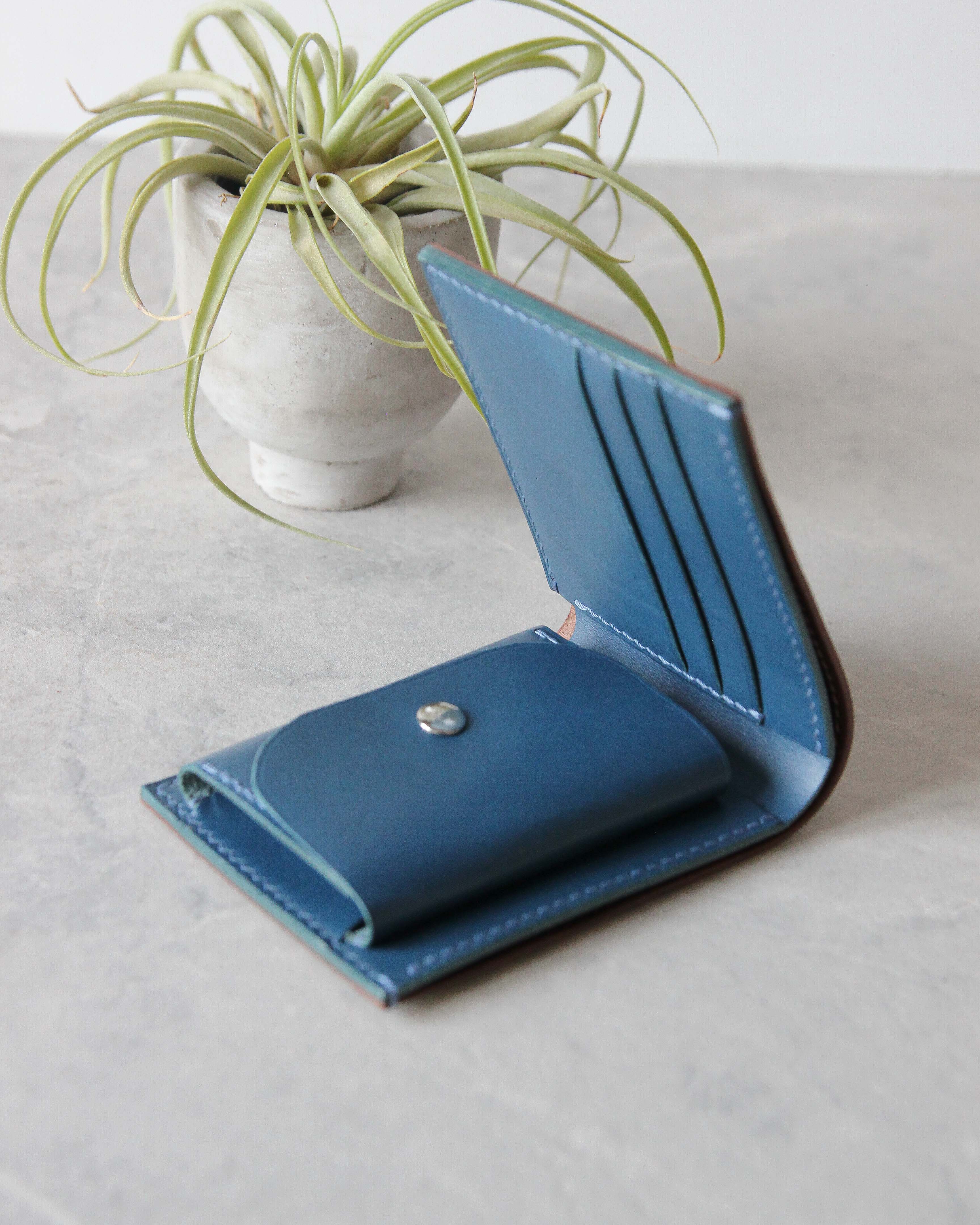 Leather Wallet, Brown and Blue, 5 slots, Integrated Coin Pouch, Side view