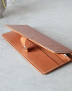 Load image into Gallery viewer, Long Leather Wallet, Natural, Detail View
