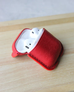 AirpodsCase_Red_Open